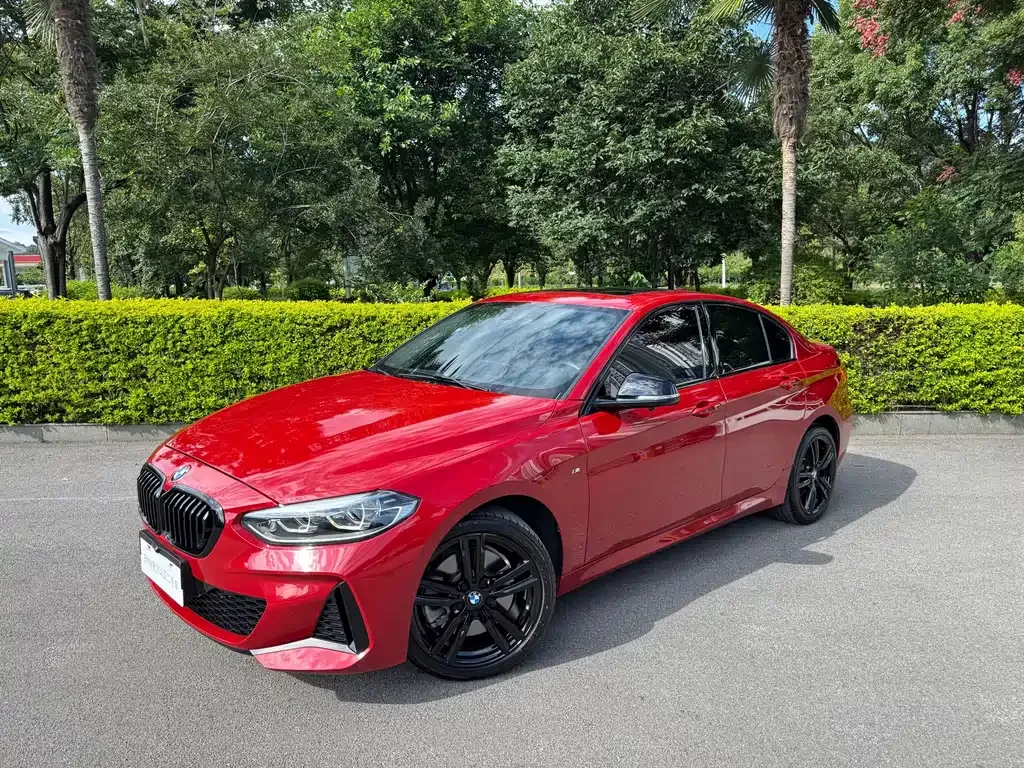 BMW 1 Series — фото 1