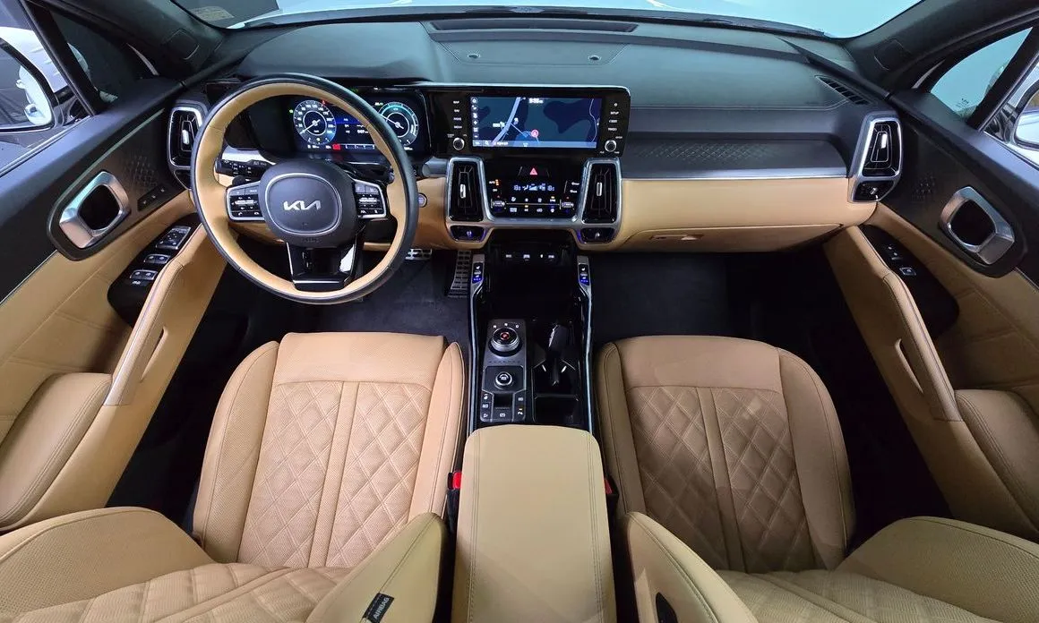 Kia Sorento — фото 8
