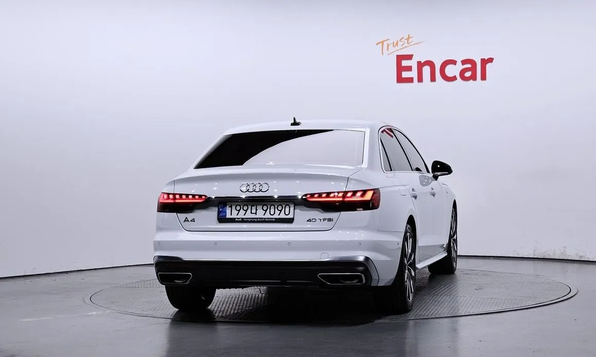 Audi A4 — фото 4