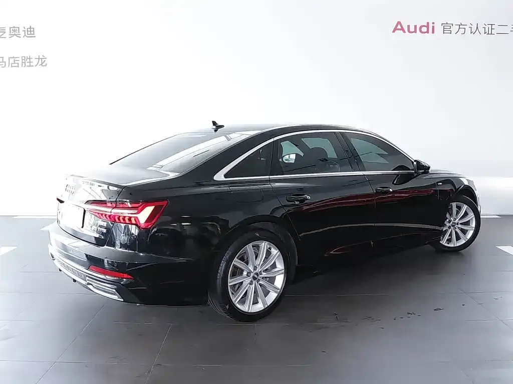 Audi A6L — фото 2
