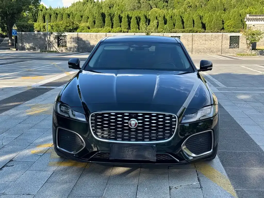 Jaguar XFL — фото 6