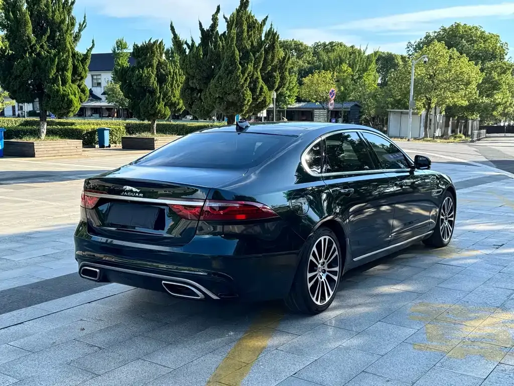 Jaguar XFL — фото 10