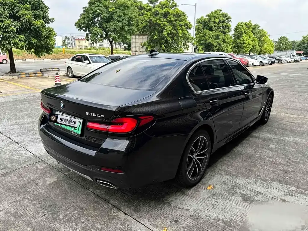 BMW 5 Series New Energy — фото 6
