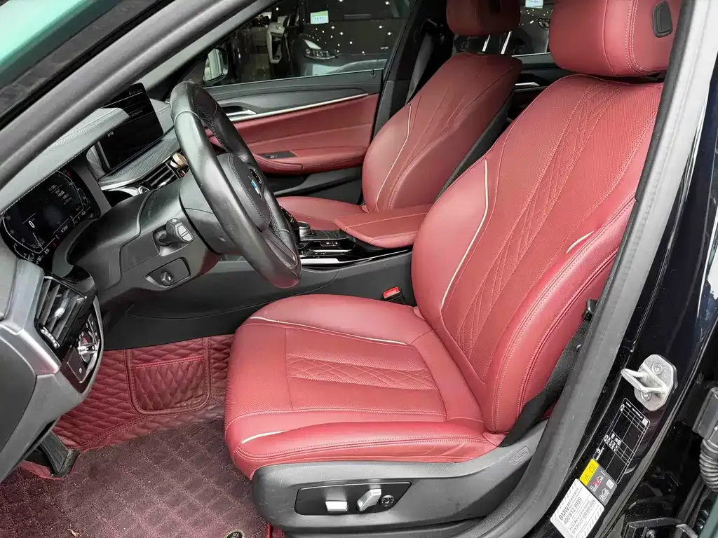 BMW 5 Series New Energy — фото 4