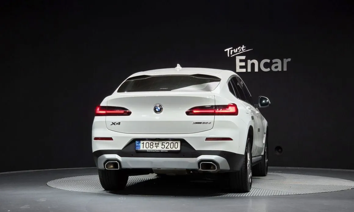 BMW X4 — фото 4