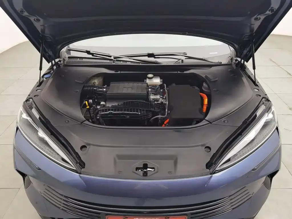 BYD Seal — фото 10