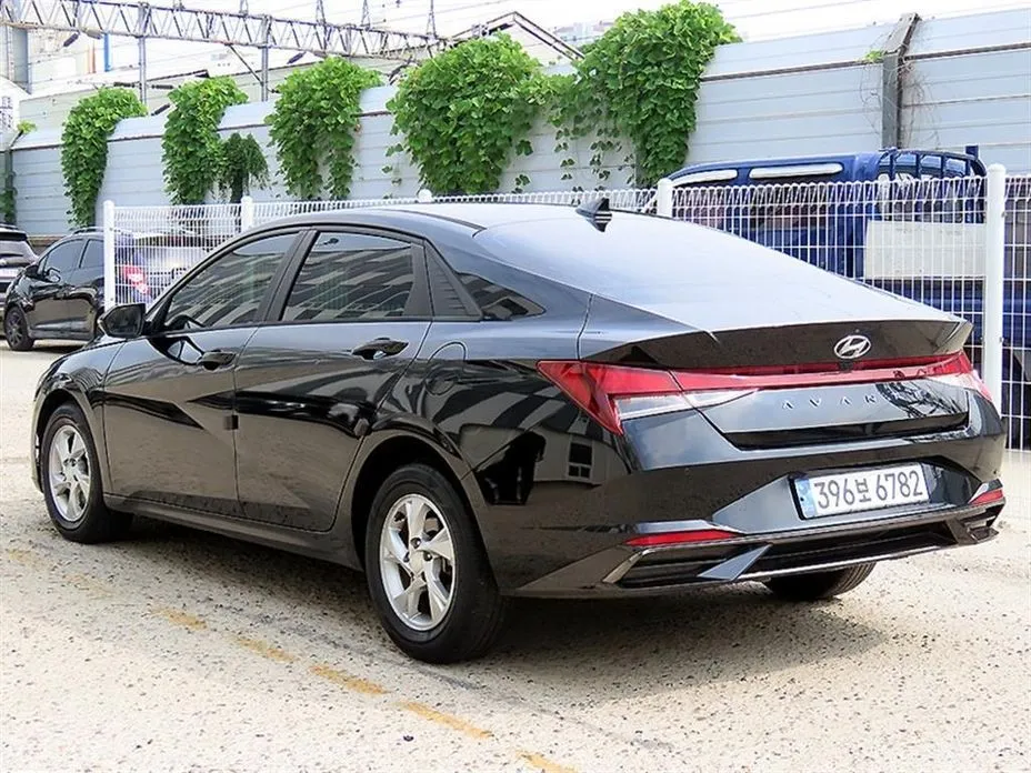 Hyundai AVANTE — фото 10