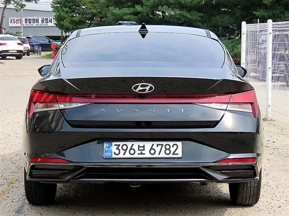 Hyundai AVANTE — фото 6