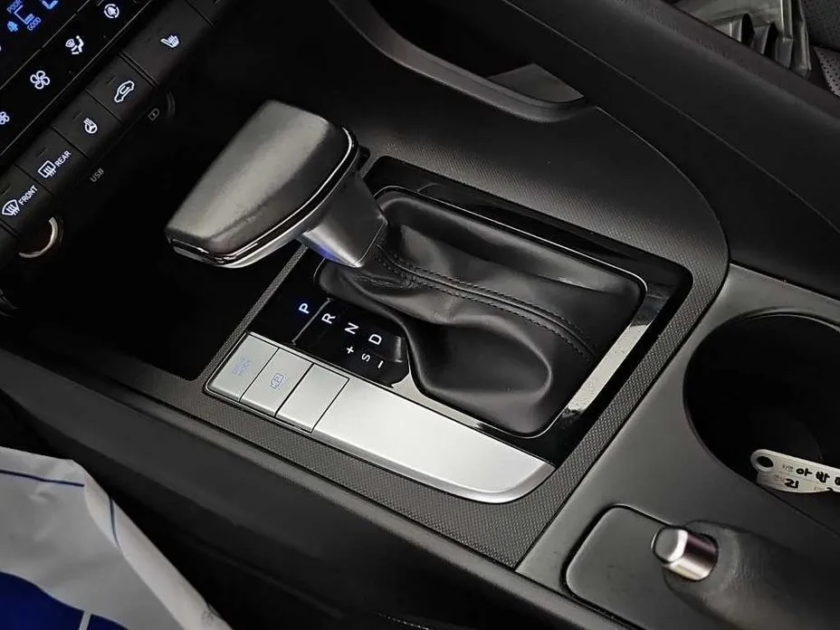 Hyundai AVANTE — фото 3