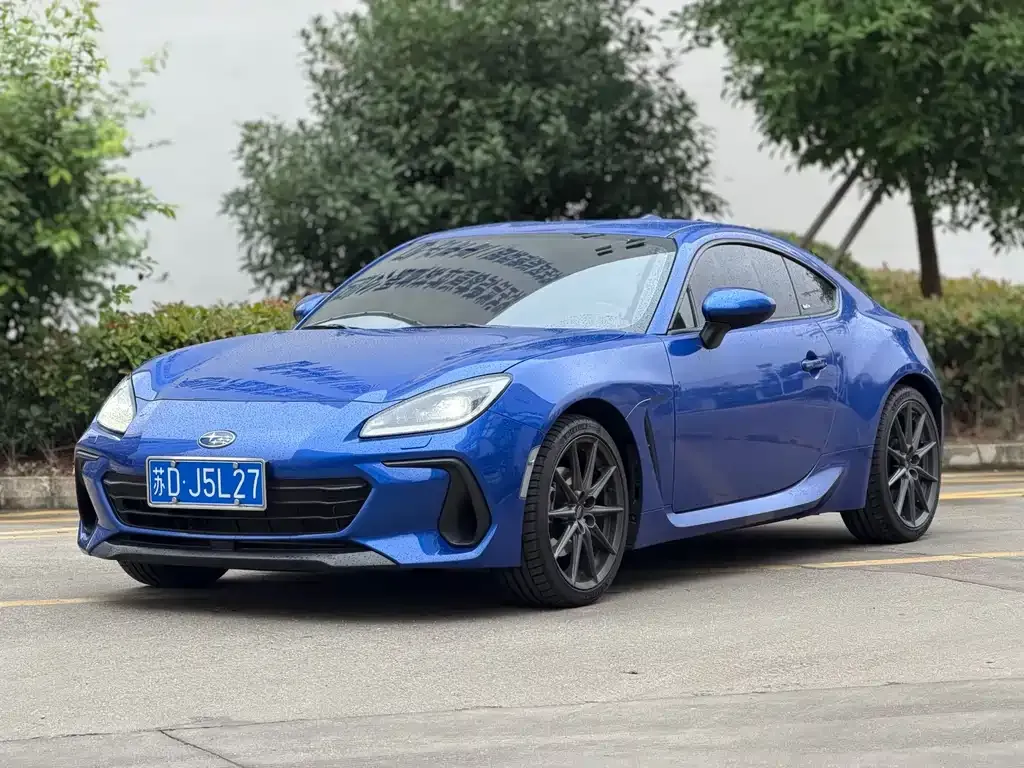 Subaru BRZ — фото 1