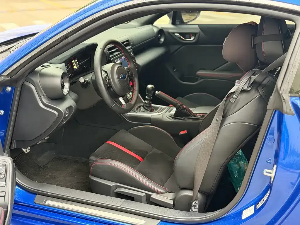 Subaru BRZ — фото 2