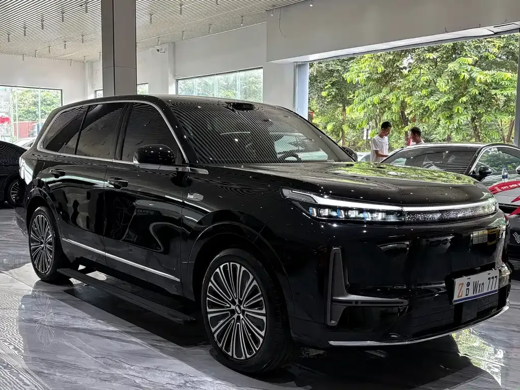 Geely Galaxy M9 — фото 3