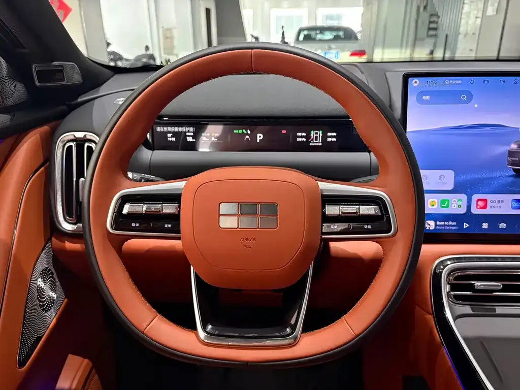 Geely Galaxy M9 — фото 5