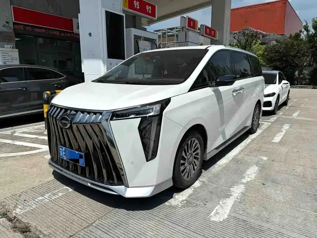GAC Motor Trumpchi M8 — фото 1