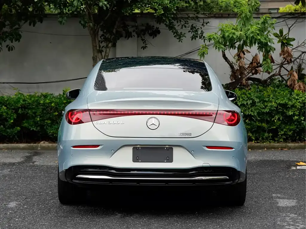 Mercedes-Benz CLA PHEV — фото 8