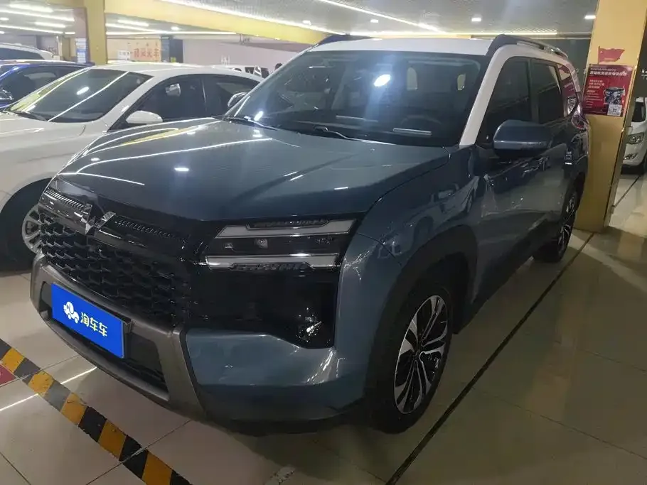 Wuling Starlight 560 — фото 1