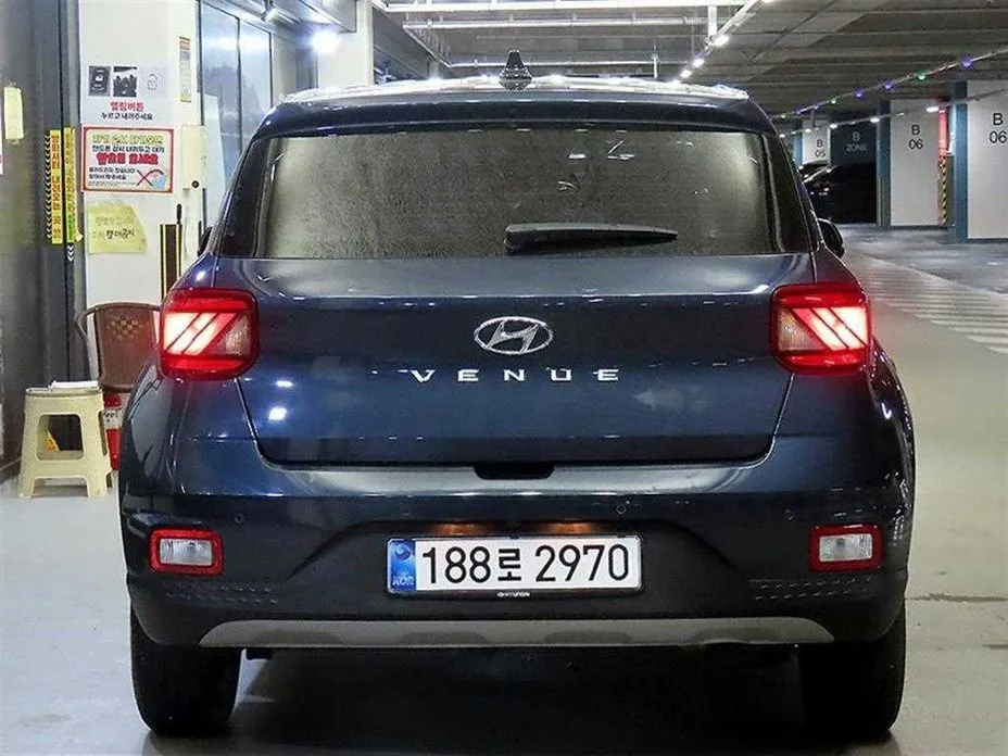 Hyundai Venue — фото 7
