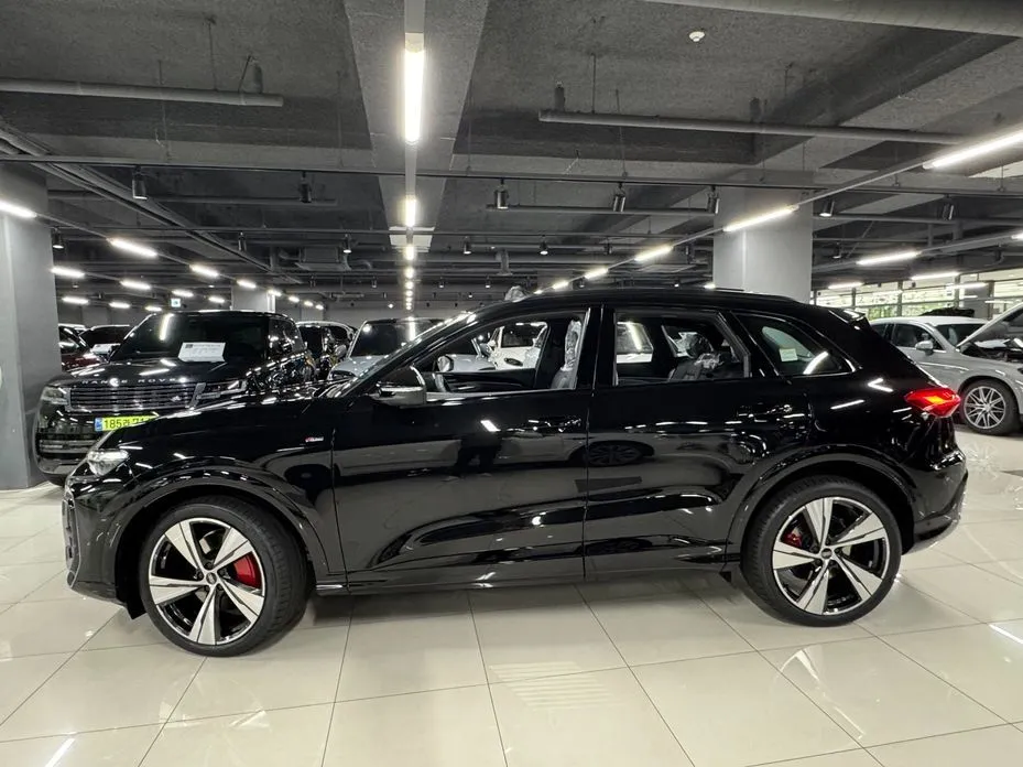 Audi Q5 — фото 10
