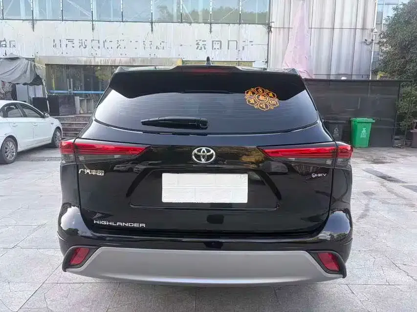 Toyota Highlander — фото 5