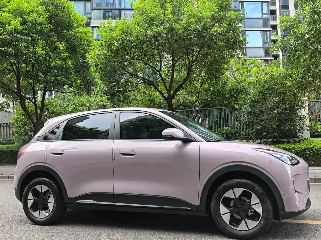 Geely Starburst — фото 7