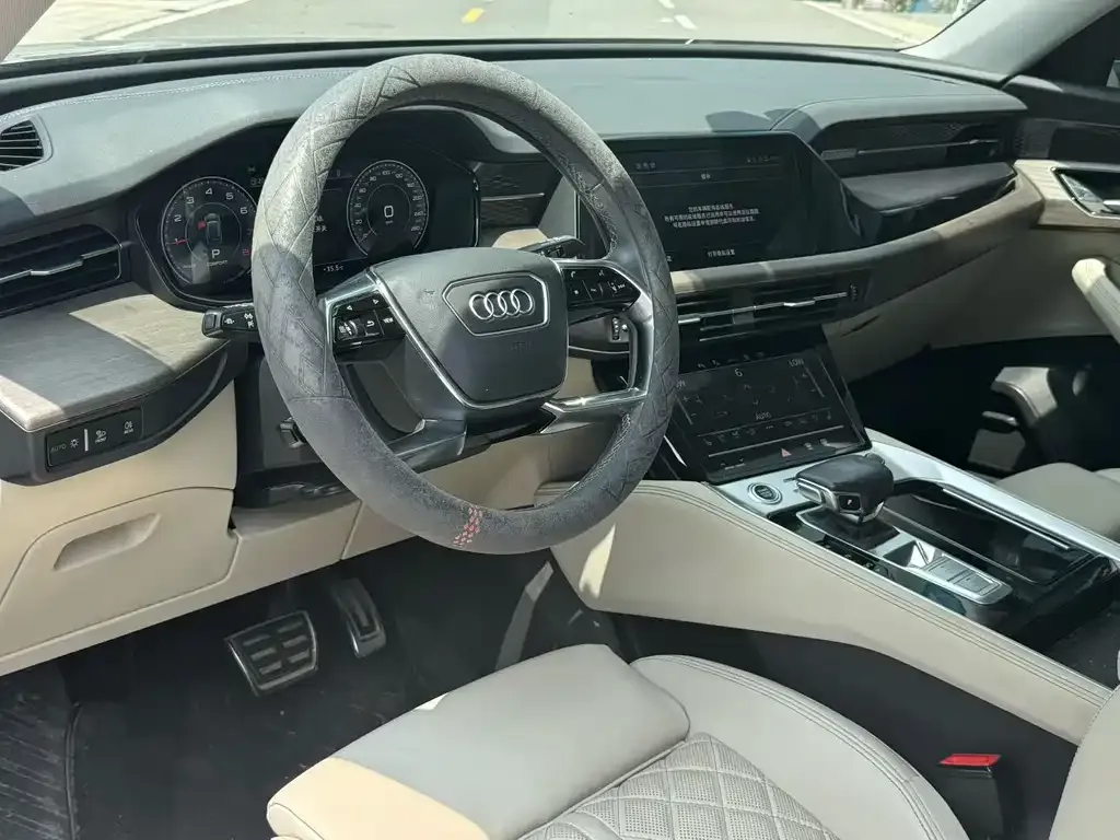 Audi Q6 — фото 3