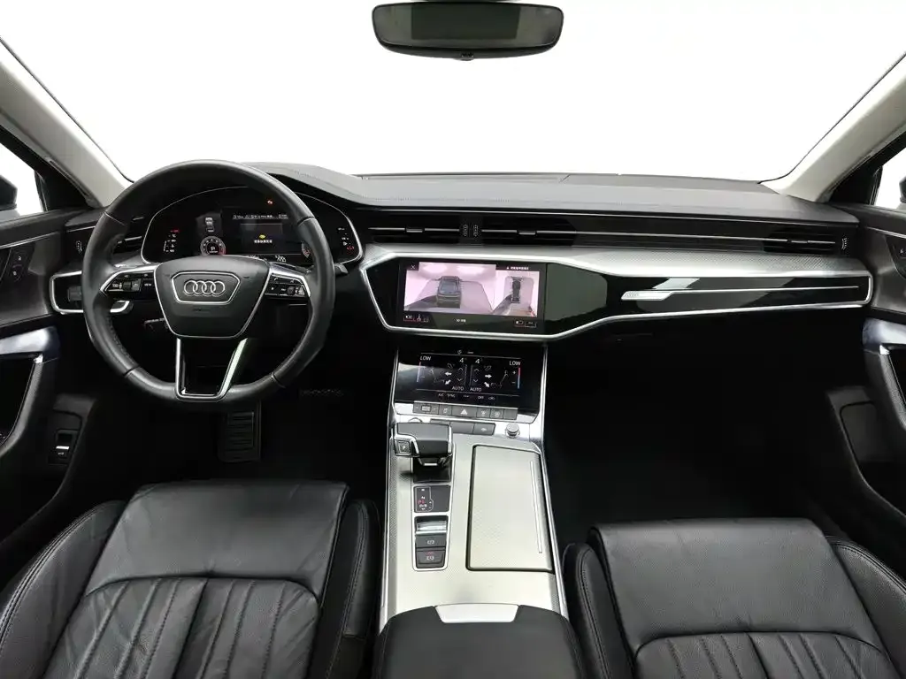 Audi A6L — фото 10