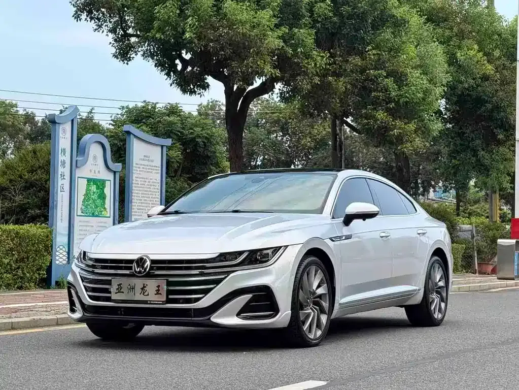 Volkswagen CC — фото 1