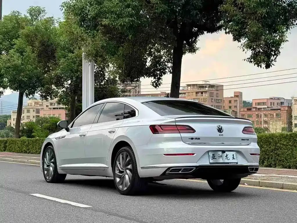 Volkswagen CC — фото 7