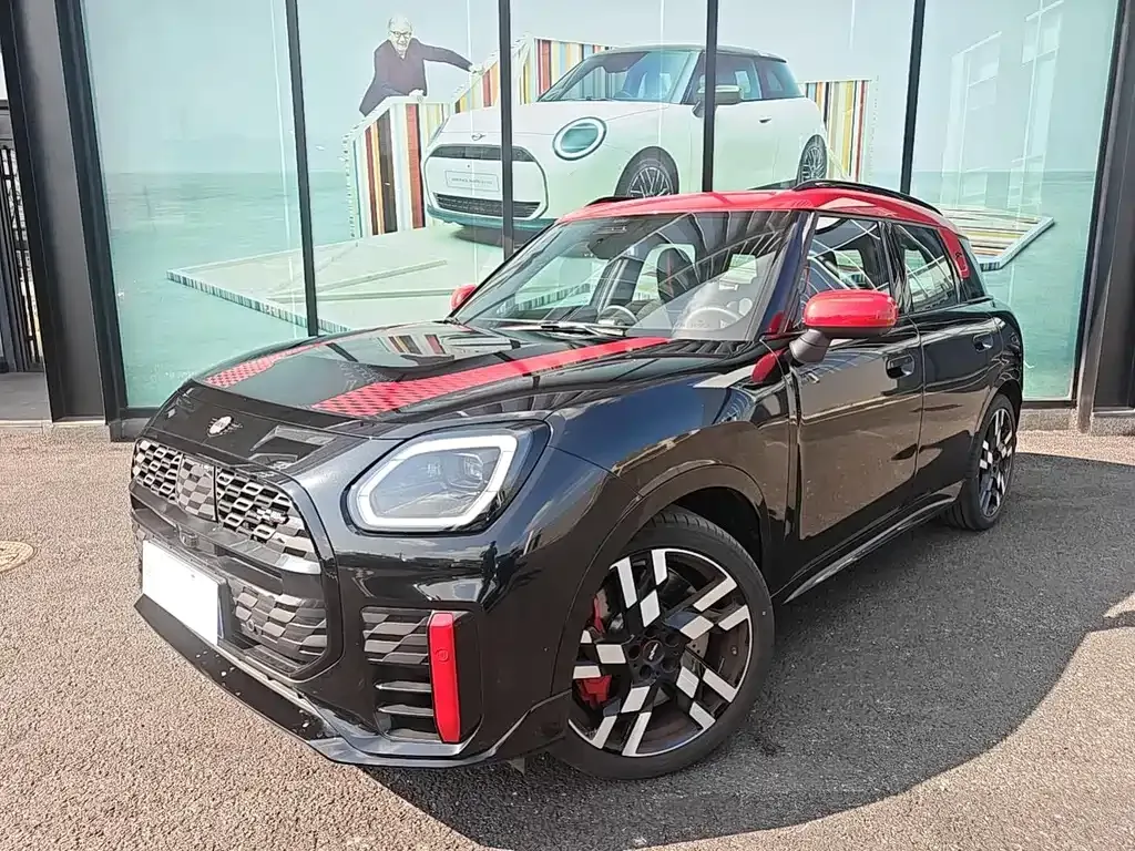 MINI Countryman JCW — фото 1