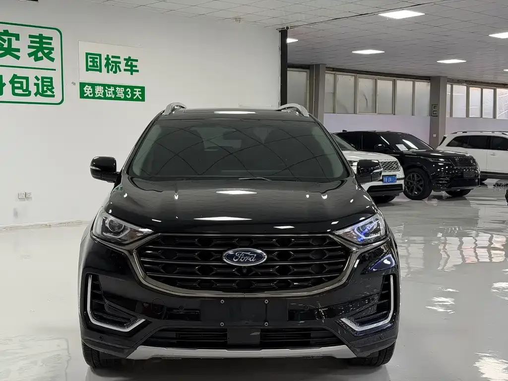 Ford Edge — фото 6
