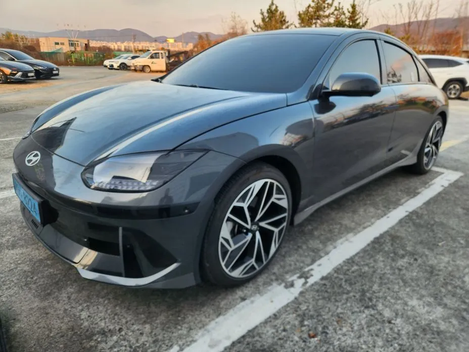 Hyundai Ioniq6 — фото 1