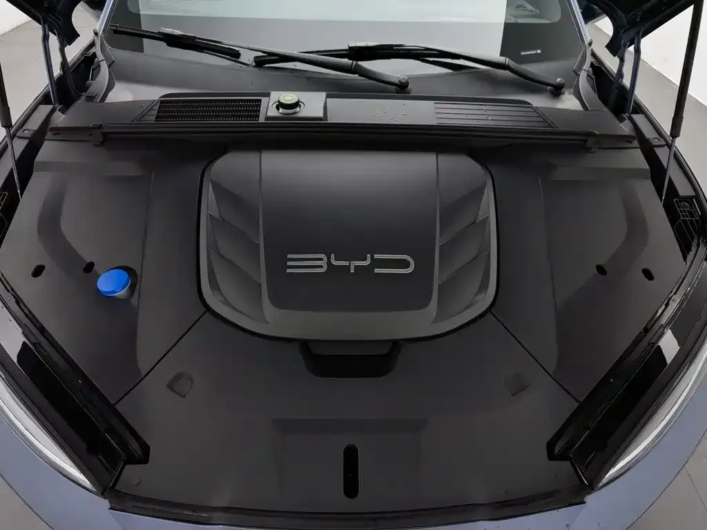 BYD Seal — фото 4