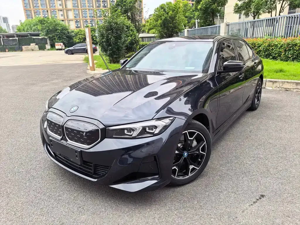 BMW i3 — фото 1