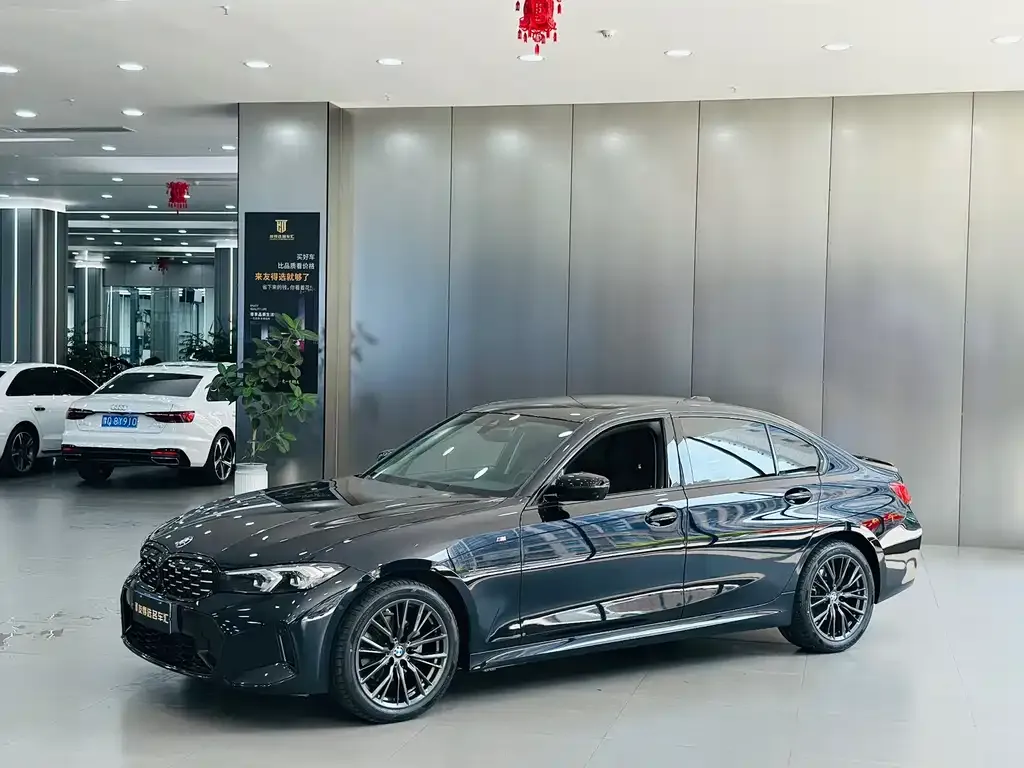BMW 3 Series — фото 1