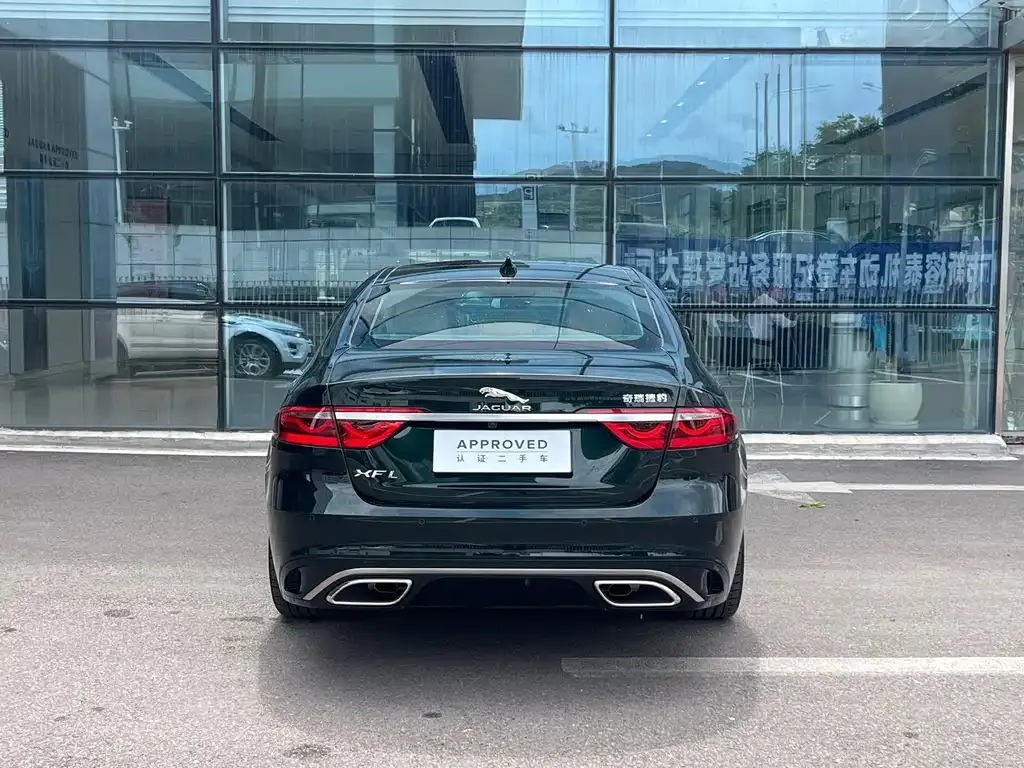Jaguar XFL — фото 4