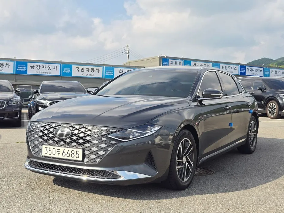 Hyundai Grandeur — фото 1