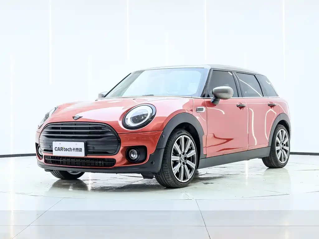 MINI Clubman — фото 1