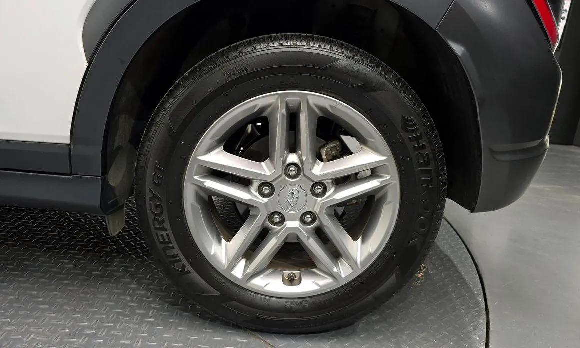 Hyundai Kona — фото 10