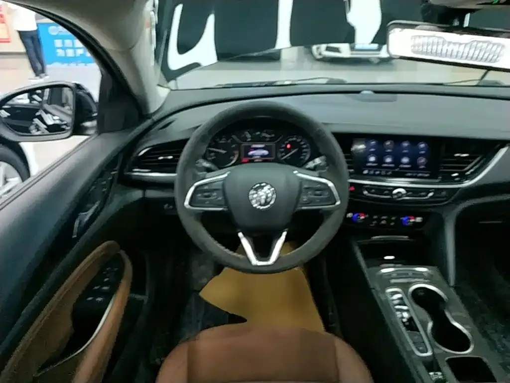 Buick Regal — фото 6