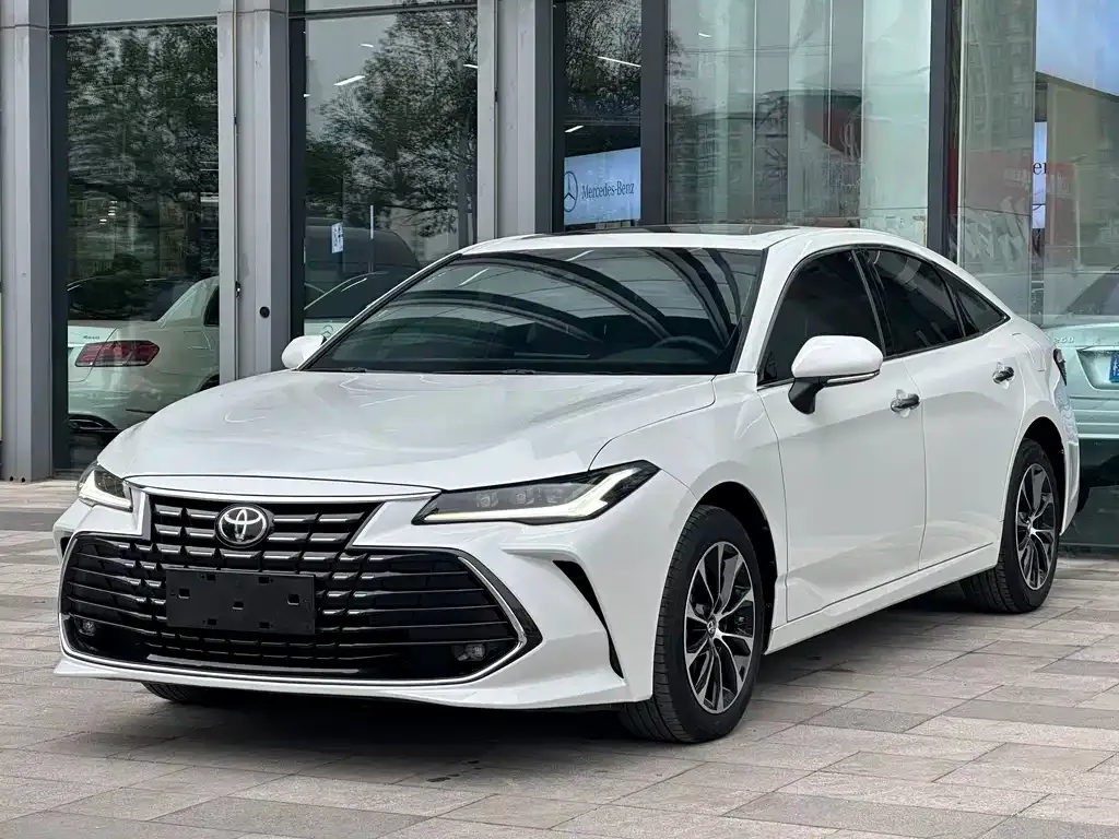 Toyota Avalon — фото 6