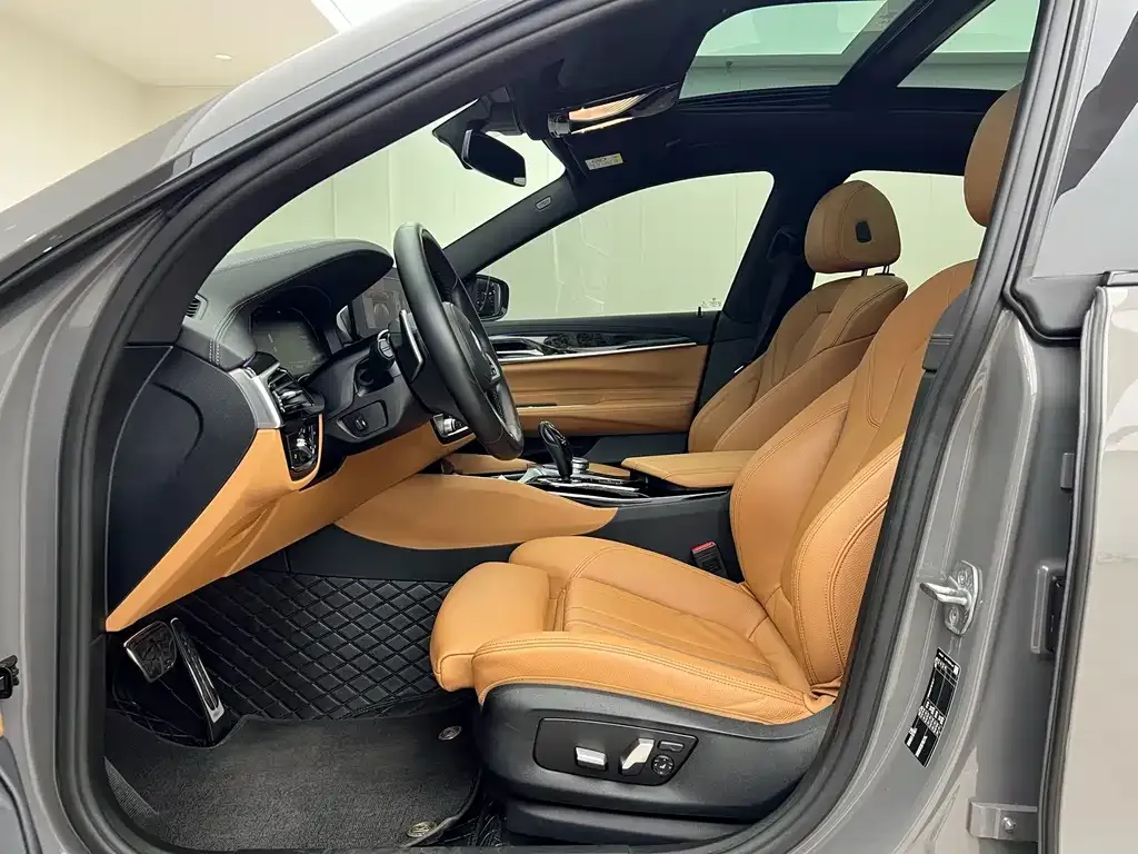 BMW 6 Series GT — фото 10