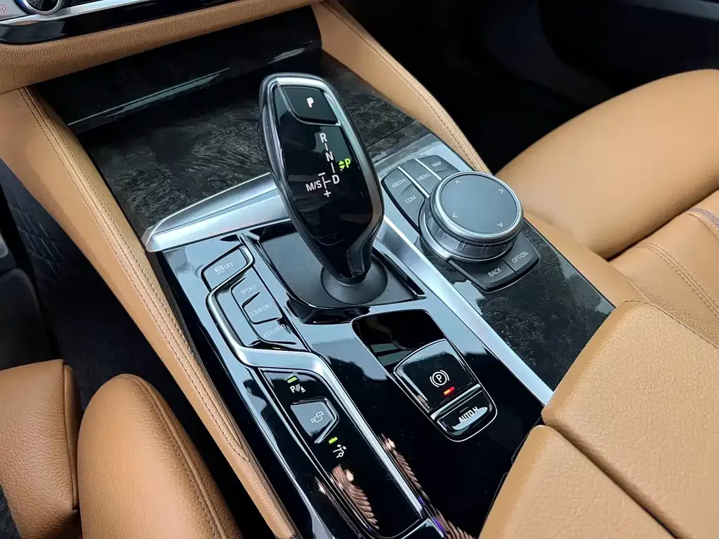 BMW 6 Series GT — фото 7