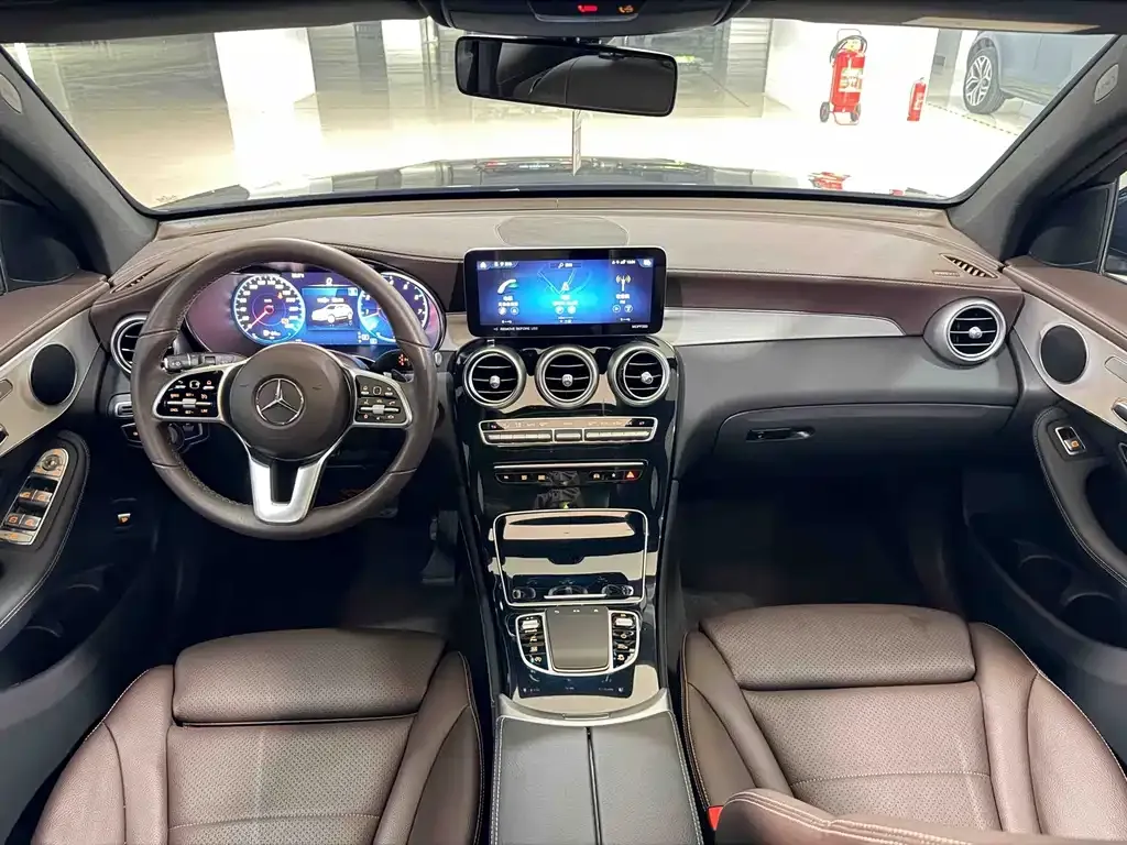 Mercedes-Benz GLC — фото 2