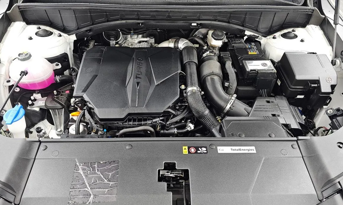Kia Sorento — фото 10