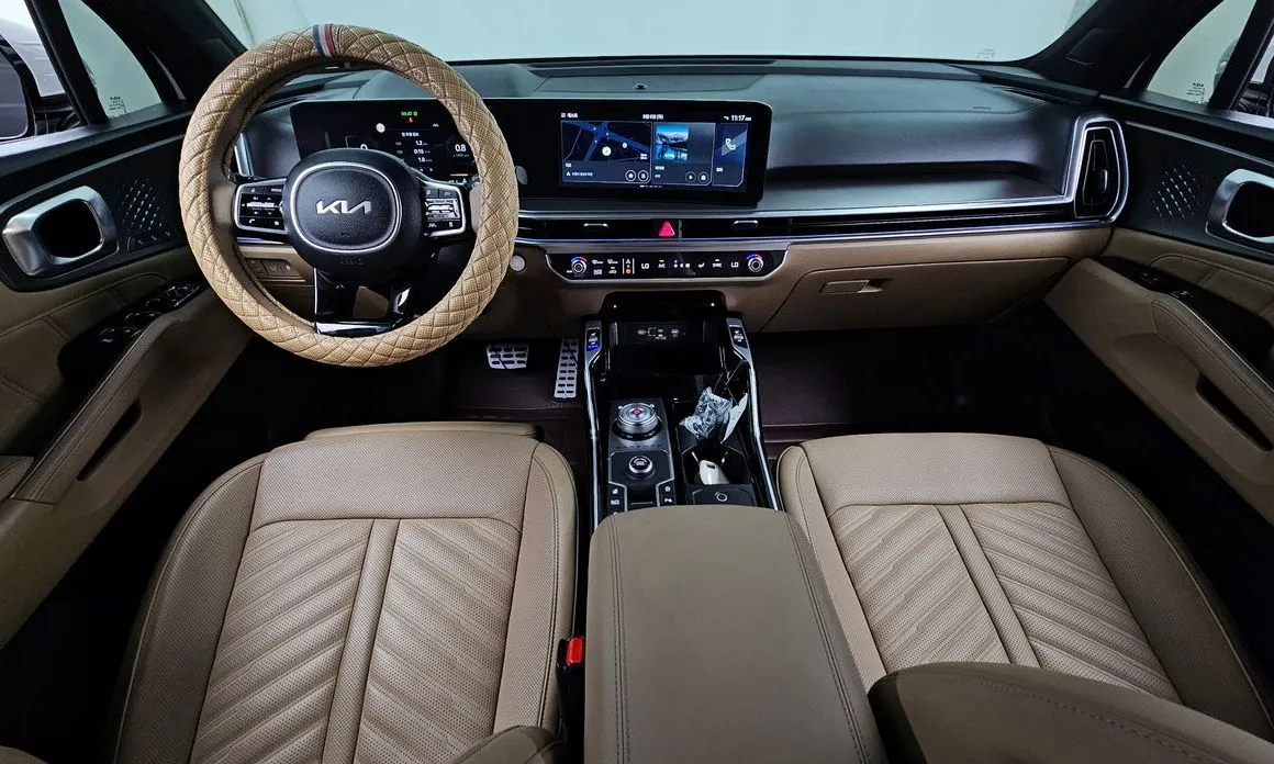 Kia Sorento — фото 7