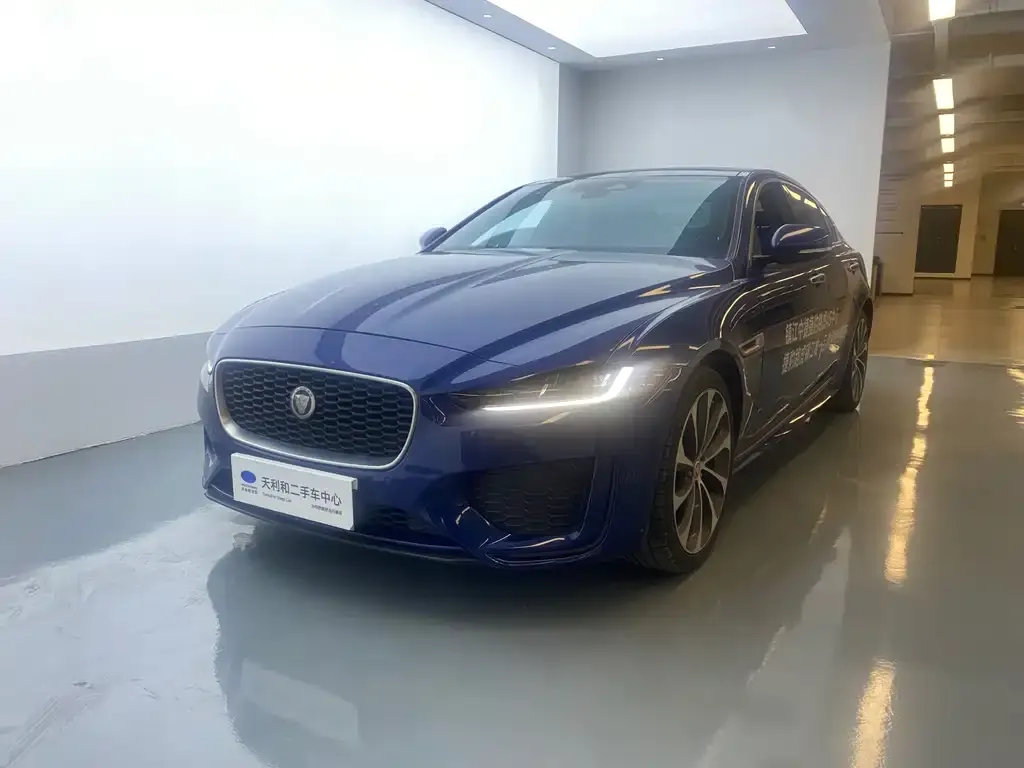 Jaguar XEL — фото 1