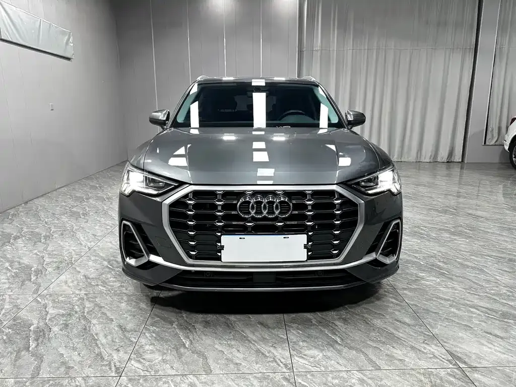 Audi Q3 — фото 9