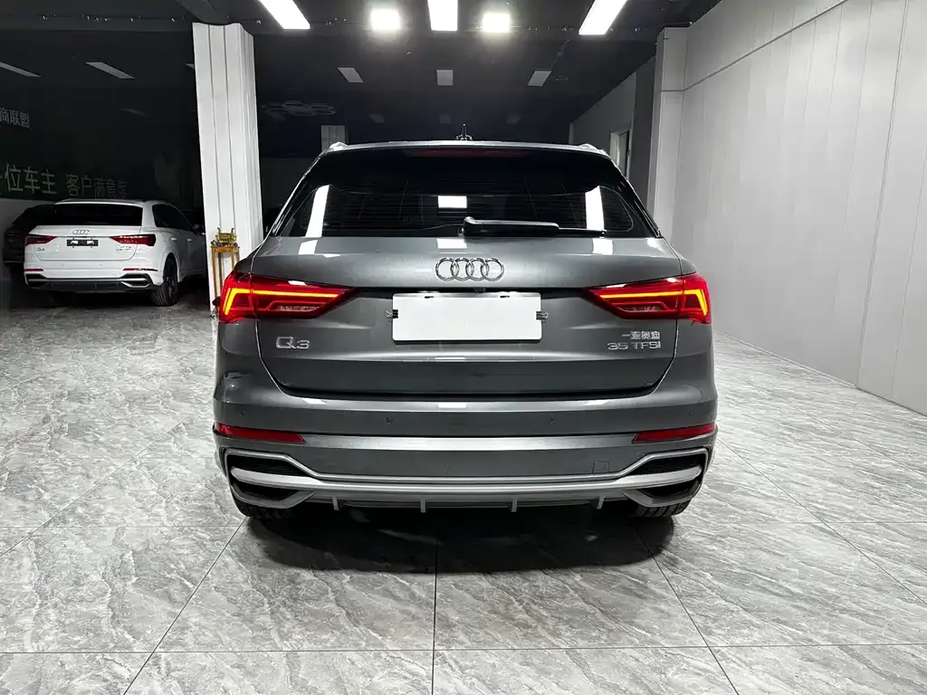 Audi Q3 — фото 4