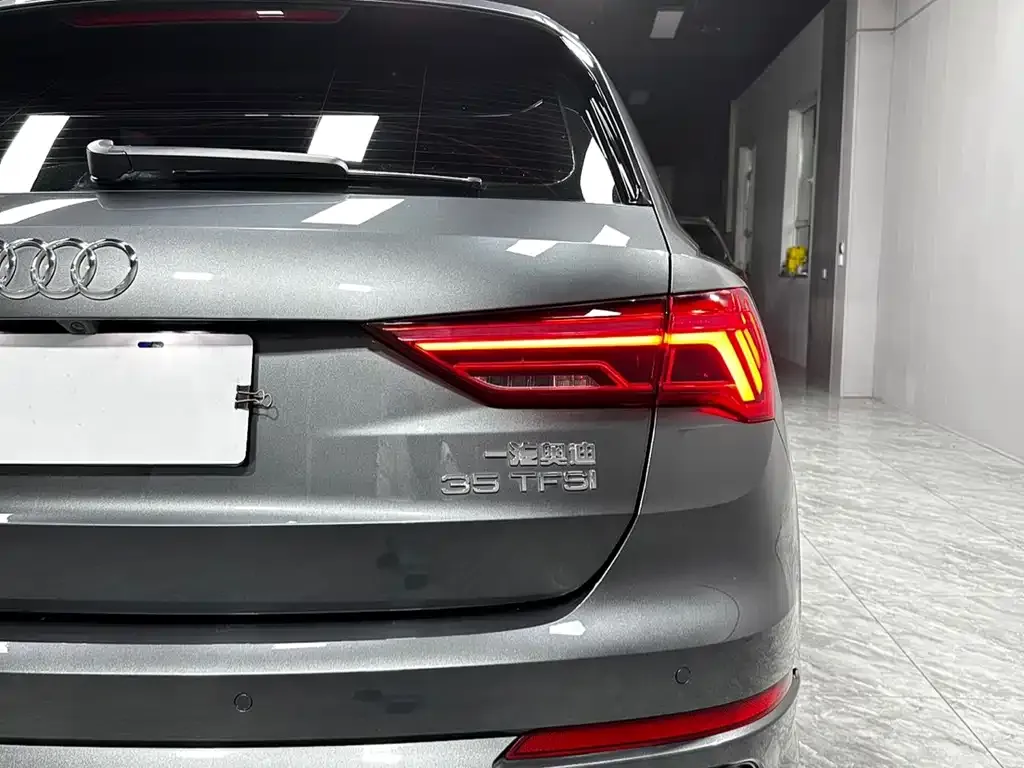 Audi Q3 — фото 2
