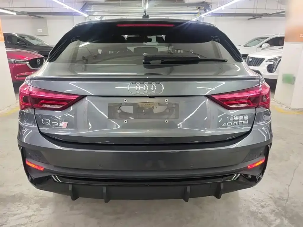 Audi Q3 Sportback — фото 10